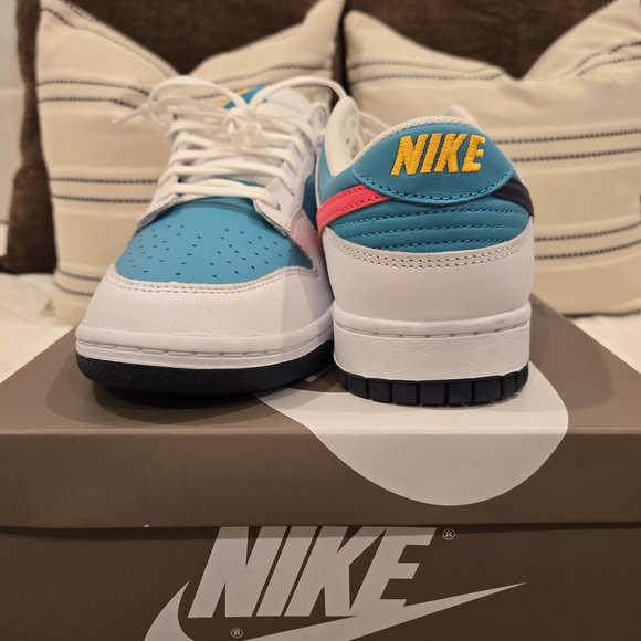 Nike Dunk Dusty Cactus - Picture 3 of 4